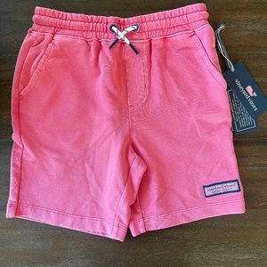 Vineyard vines jetty shorts boys small (8-10) nwt